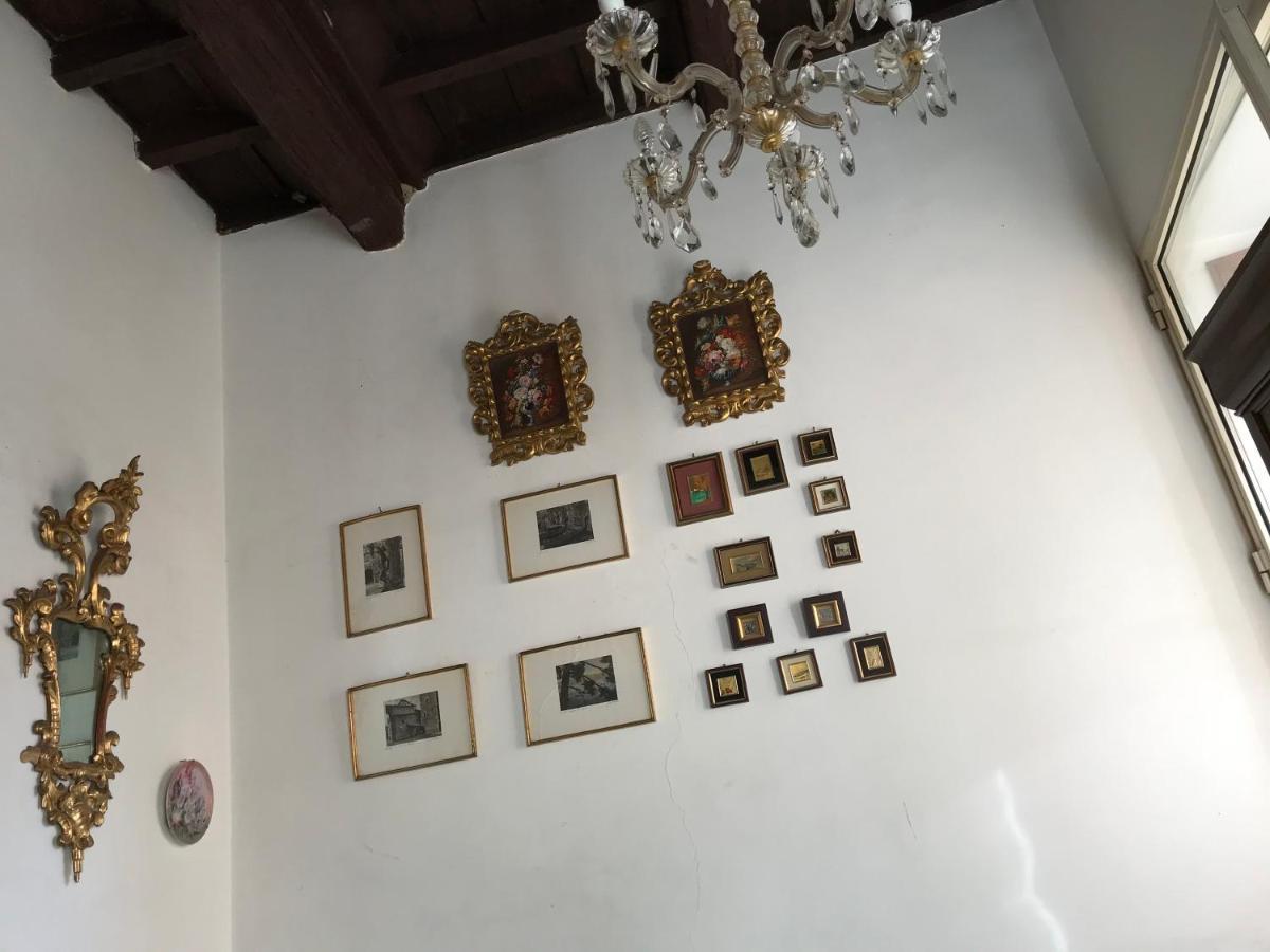 Room For Rent In Rome Trastevere Ngoại thất bức ảnh